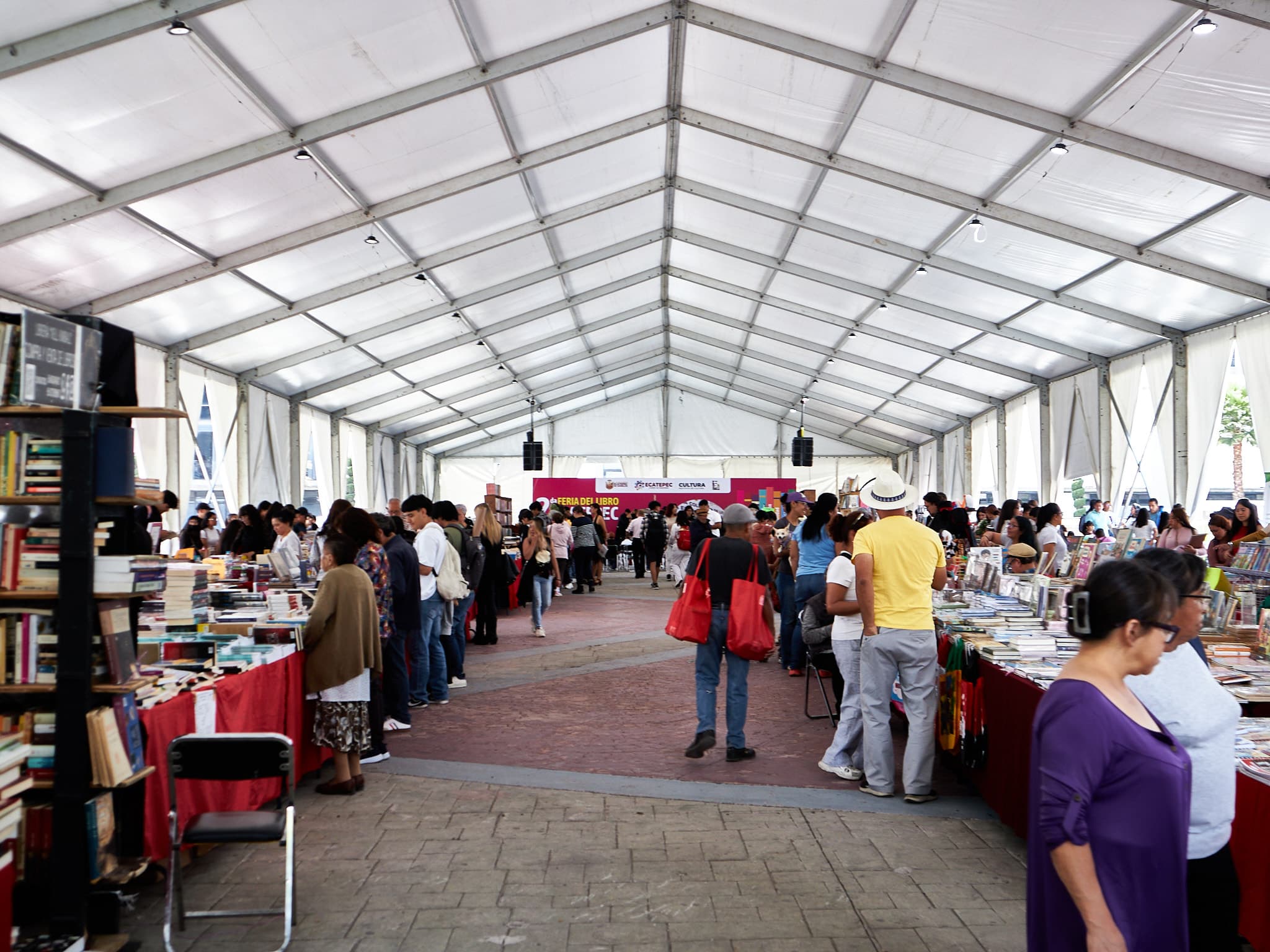 Feria del Libro Ecatepec 2026 — Día 1, foto 6